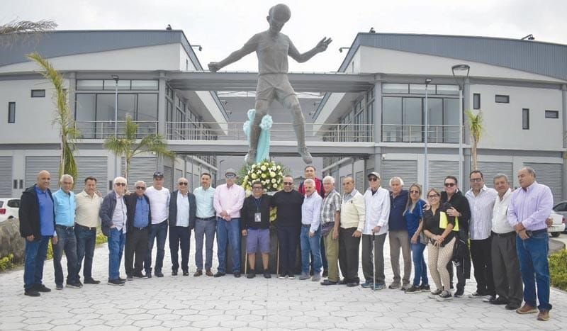 ¡PUROS CAMPEONES…! - *¡16 finales de copa se jugaron en el estadio “Pirata” Fuente