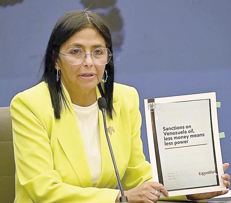 ¡LANZA TRUMP ADVERTENCIA A PRESIDENTA INTERINA DE VENEZUELA!