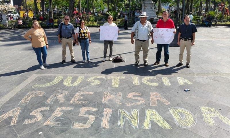 ¡PROTESTAN PERIODISTAS DE CÓRDOBA POR ASESINATO DE CARLOS CASTRO!