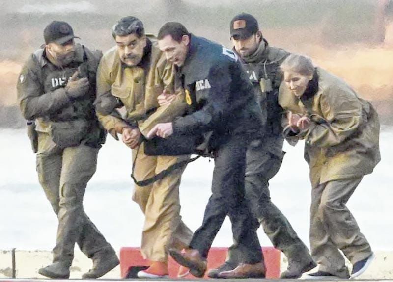 ¡“SIGO SIENDO EL PRESIDENTE”: NICOLÁS MADURO!