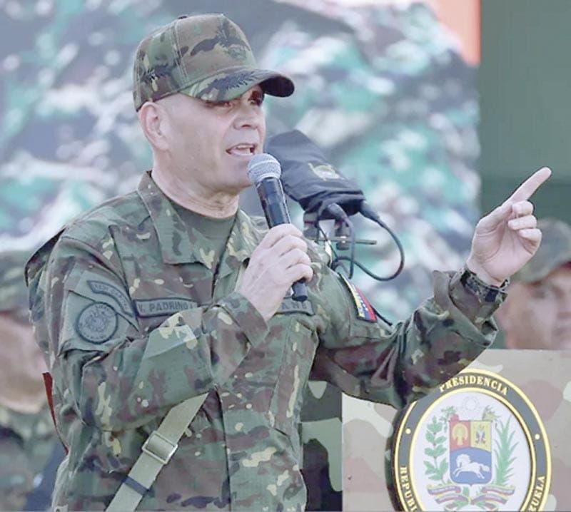 ¡EXIGEN MILITARES LIBERACIÓN DE MADURO; RECONOCEN A RODRÍGUEZ!