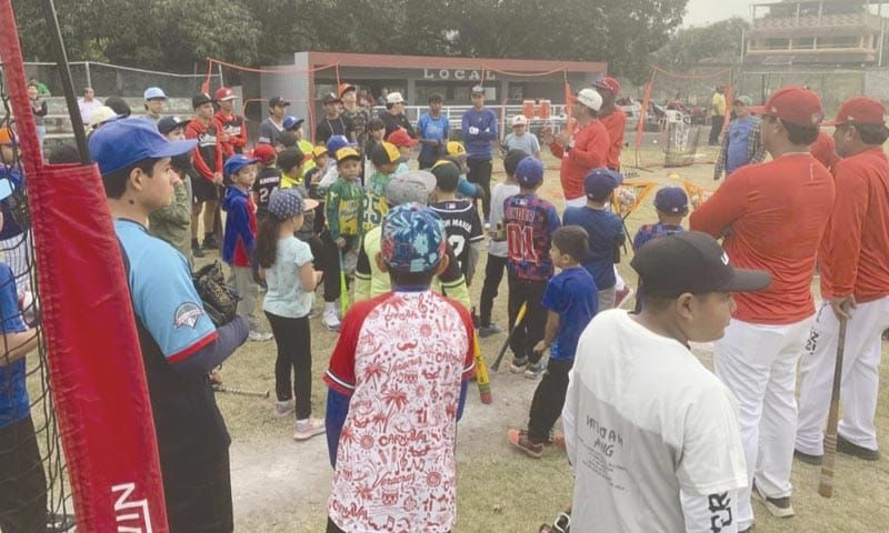 ¡CLÍNICA DE BÉISBOL EN ACTOPAN!