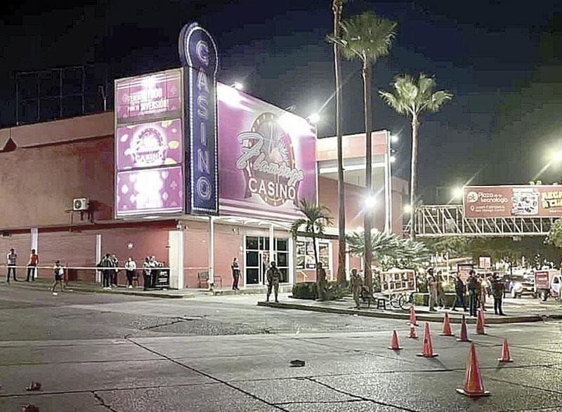 ¡ATAQUE ARMADO A GASOLINERA Y CASINO!