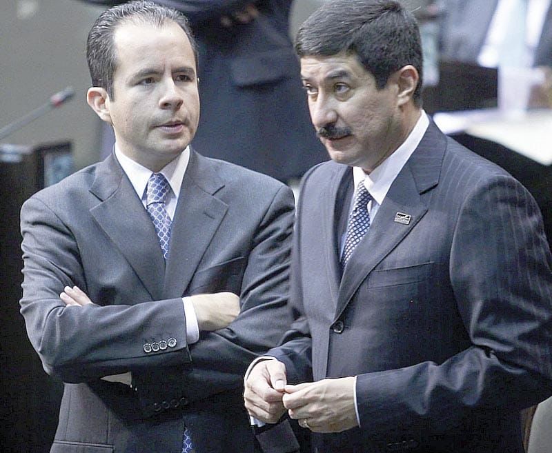 ¿QUE MORENA LE COPIÓ AL PAN?