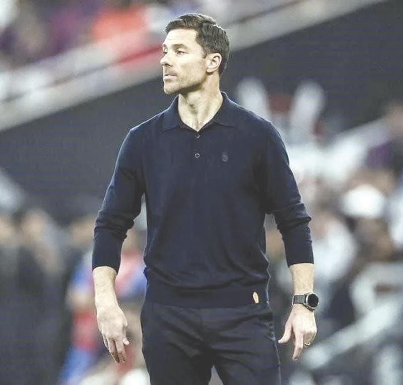 ¡TERMINÓ LA PACIENCIA, XABI ALONSO QUEDA FUERA DEL REAL MADRID!
