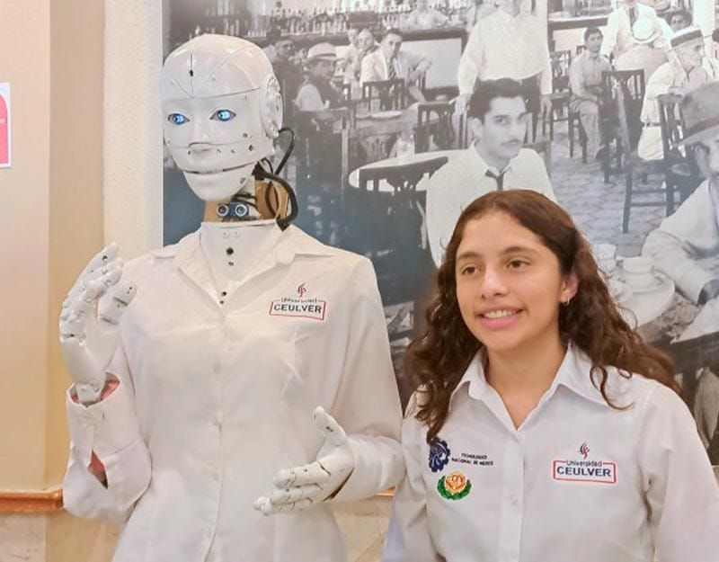 ¡“SONIA” LA ROBOT JAROCHA! - DE PELÍCULA