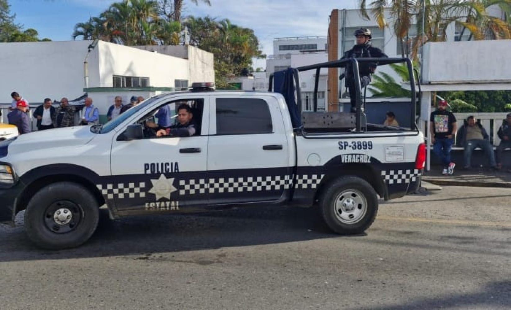 ¡MADRE E HIJO HERIDOS DE BALA EN ATAQUE ARMADO EN POTRERO NUEVO!