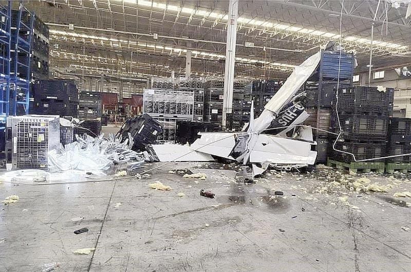 ¡CAE UNA AVIONETA EN EMPRESA CERCA DEL AEROPUERTO DE SALTILLO