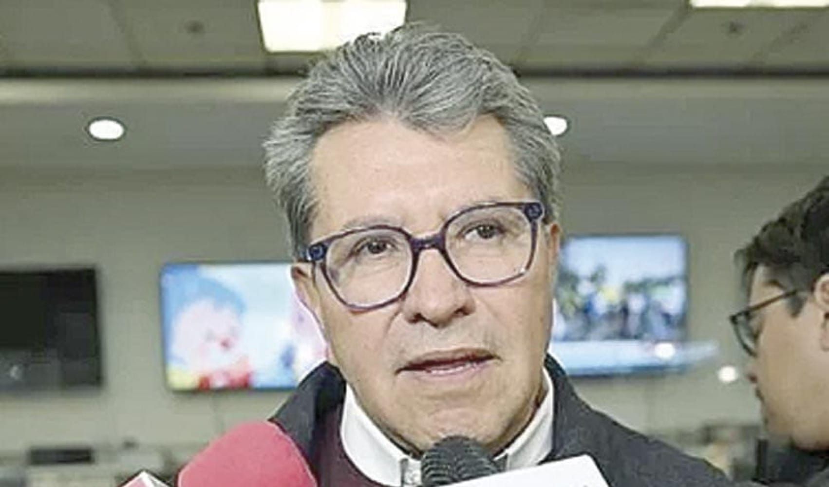 ¡PT Y PVEM DEFIENDEN SUS PRINCIPIOS, NO ES CHANTAJE: MONREAL!