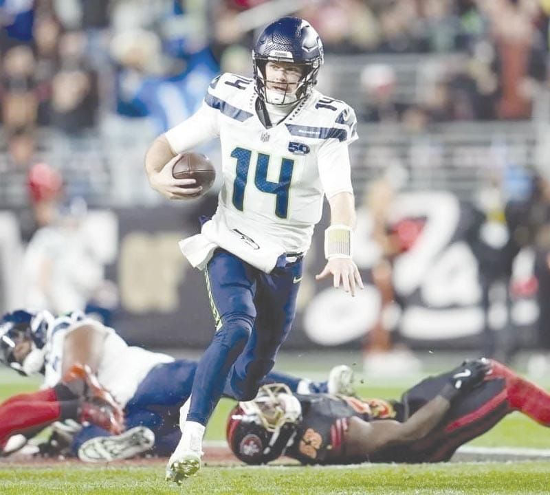 ¡SEATTLE DERROTA A SAN FRANCISCO Y TERMINA EN LA CIMA DE LA NFC!