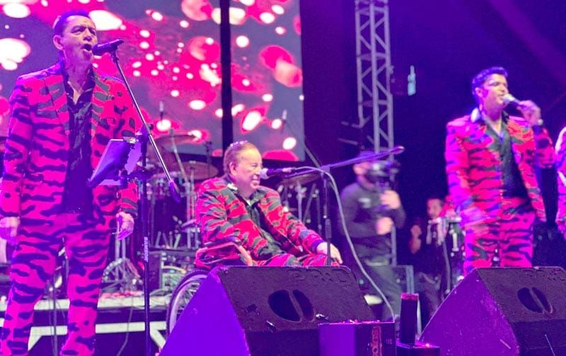 BAILONGO DE LOS FLAMERS Y LOS SÚPER CARACOLES ¡EXITAZO!