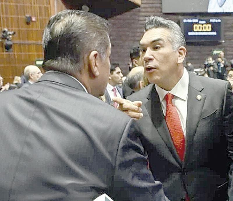¡HAY GRAN DIVISIÓN EN MORENA!