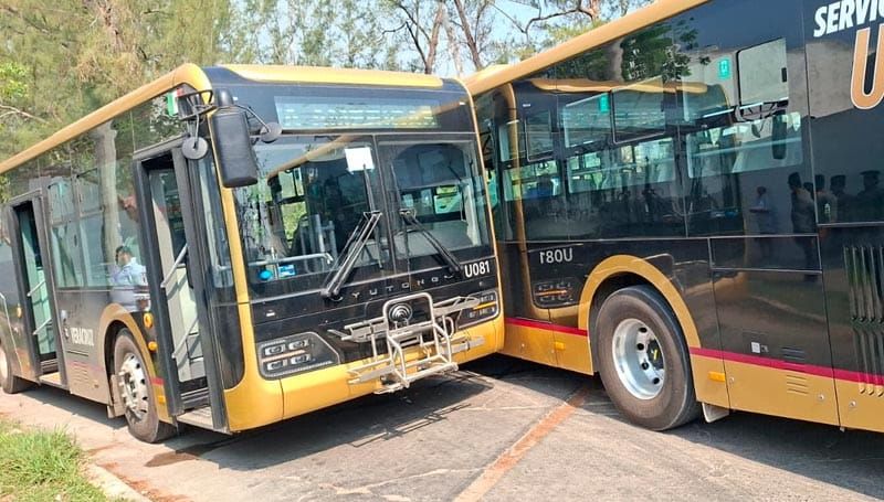 ¡CHOCAN DOS AUTOBUSES ULÚA!