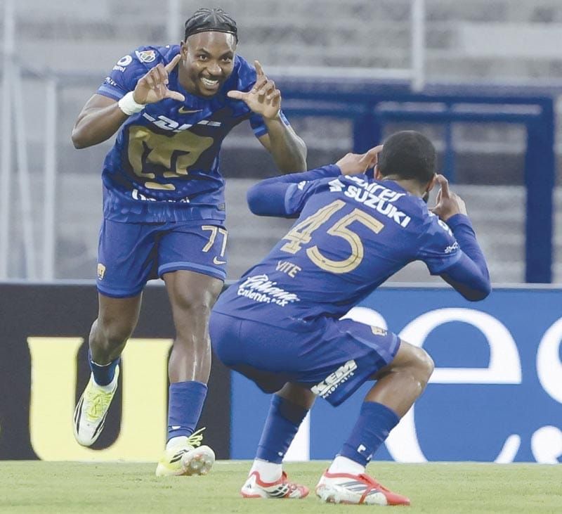 ¡ANGULO MARCA DOBLETE Y PUMAS SIGUE INVICTO!