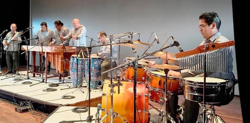 NEMATATLÍN ´LE CANTA AL AMOR´