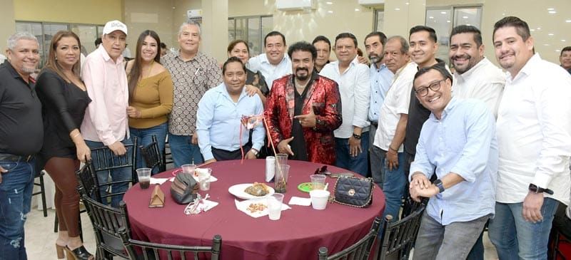 MEGA FIESTÓN PARA OSKAR LOBOS