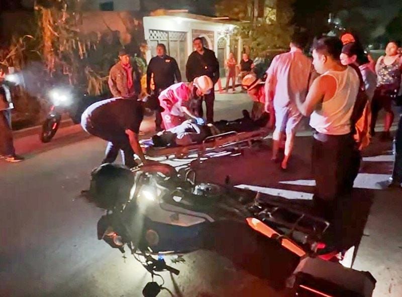 ¡DOS HERIDOS EN CHUZA DE MOTOS!