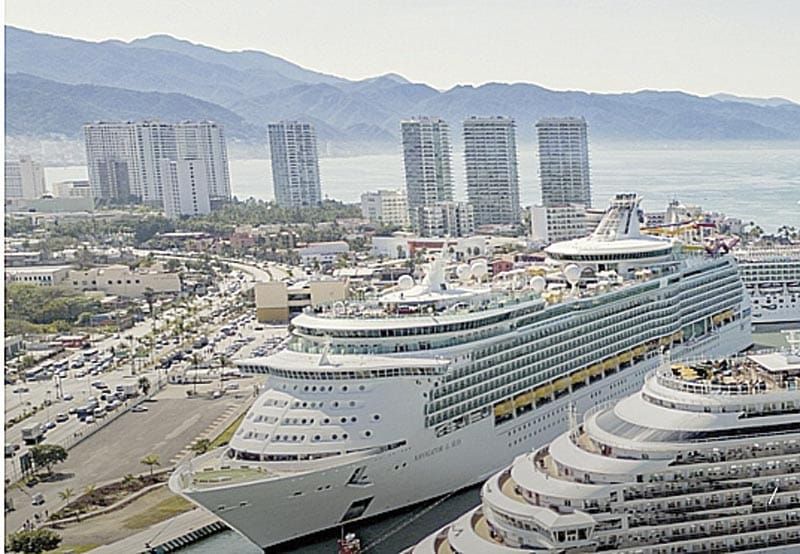 ¡SUSPENDEN CRUCEROS ARRIBOS A VALLARTA!