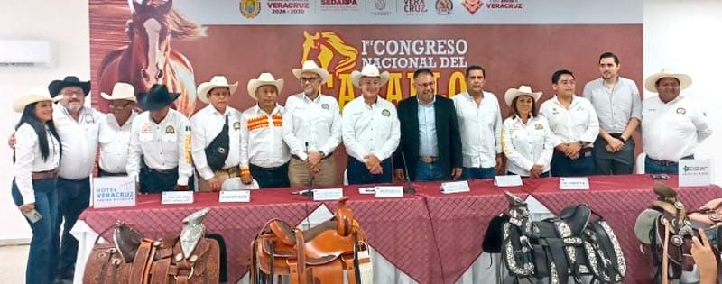 ¡MEGA-CABALGATA EN VERACRUZ!