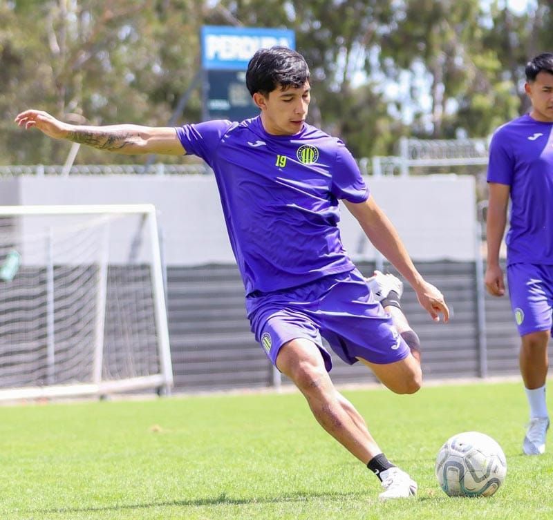 ¡RACING PREPARA DUELO ANTE MONTAÑESES!