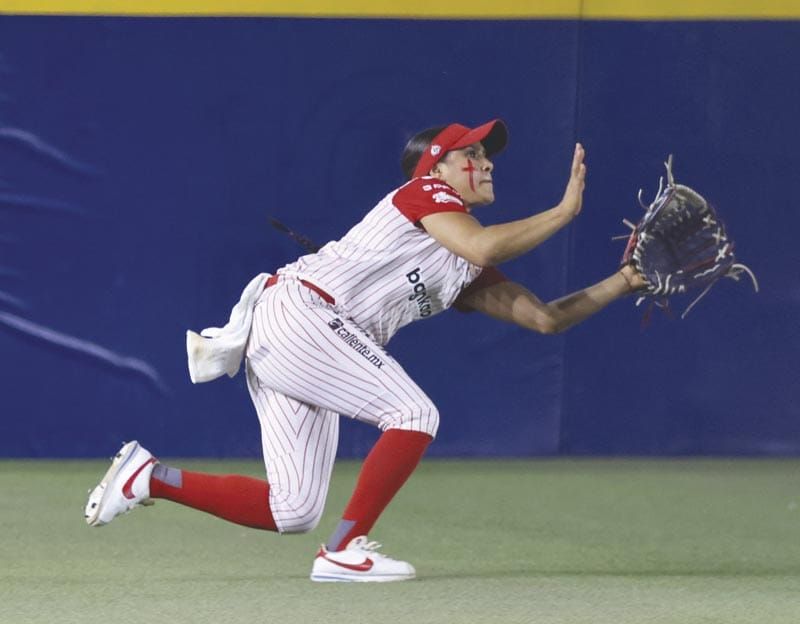 ¡SULTANES SE LLEVA EL PRIMERO EN SEMIFINAL!