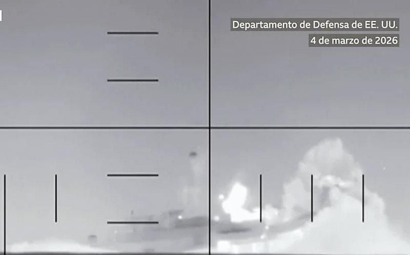 ¡HUNDE SUBMARINO DE EEUU BUQUE MILITAR IRANI CON MÁS DE 100 TRIPULANTES A BORDO!