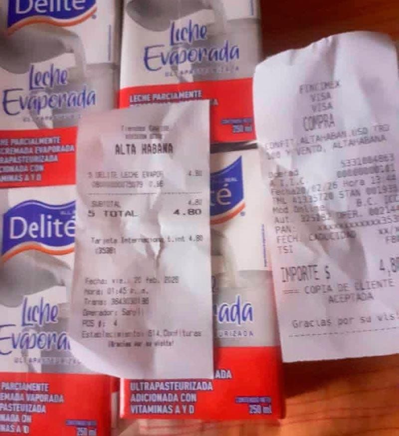 ¡REVENDEN AYUDA HUMANITARIA! - Y SIGUEN...