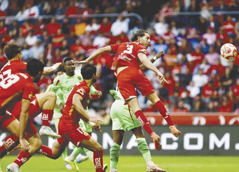 ¡QUEMAN DIABLOS A BRAVOS PARA AFERRARSE AL SUBLIDERATO!