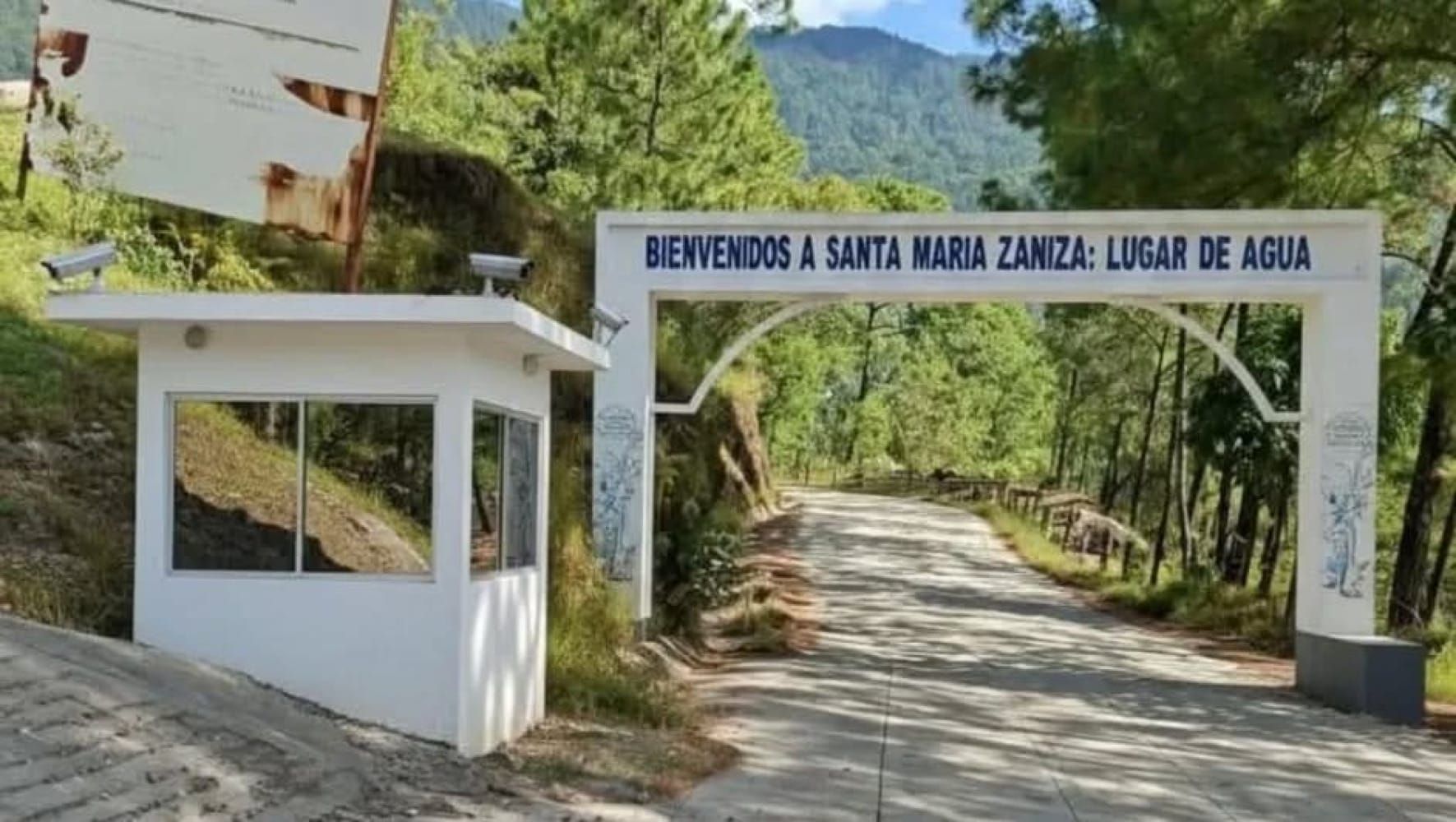 ¡EMBOSCAN Y MATAN A EXALCALDE DE ZANIZA Y A SU HIJO EN OAXACA!