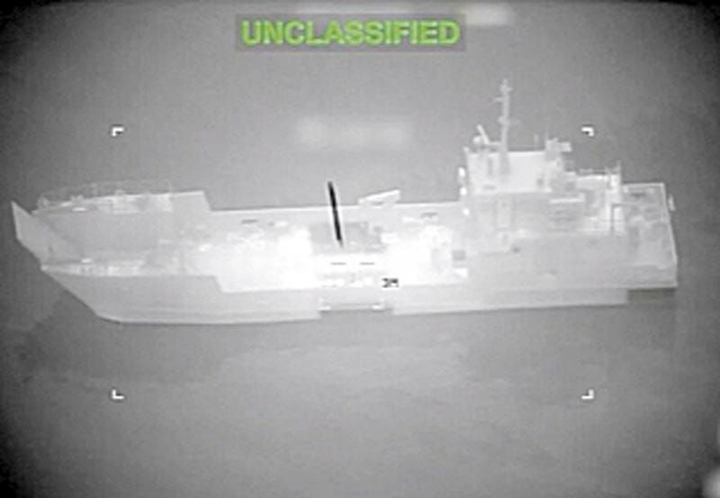 ¡AUMENTA TENSIÓN EN ESTRECHO DE ORMUZ AHORA POR MINAS!