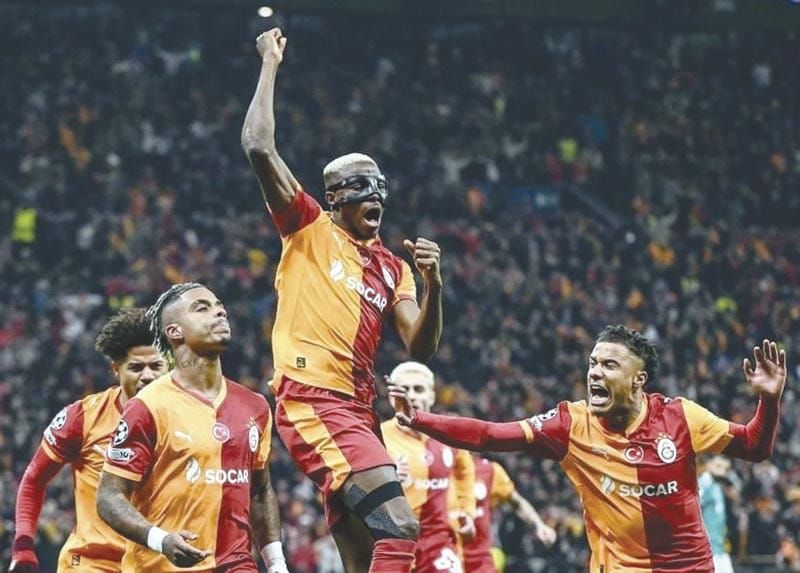 ¡TOMA VENTAJA GALATASARAY SOBRE LIVERPOOL, GANA 1-0!