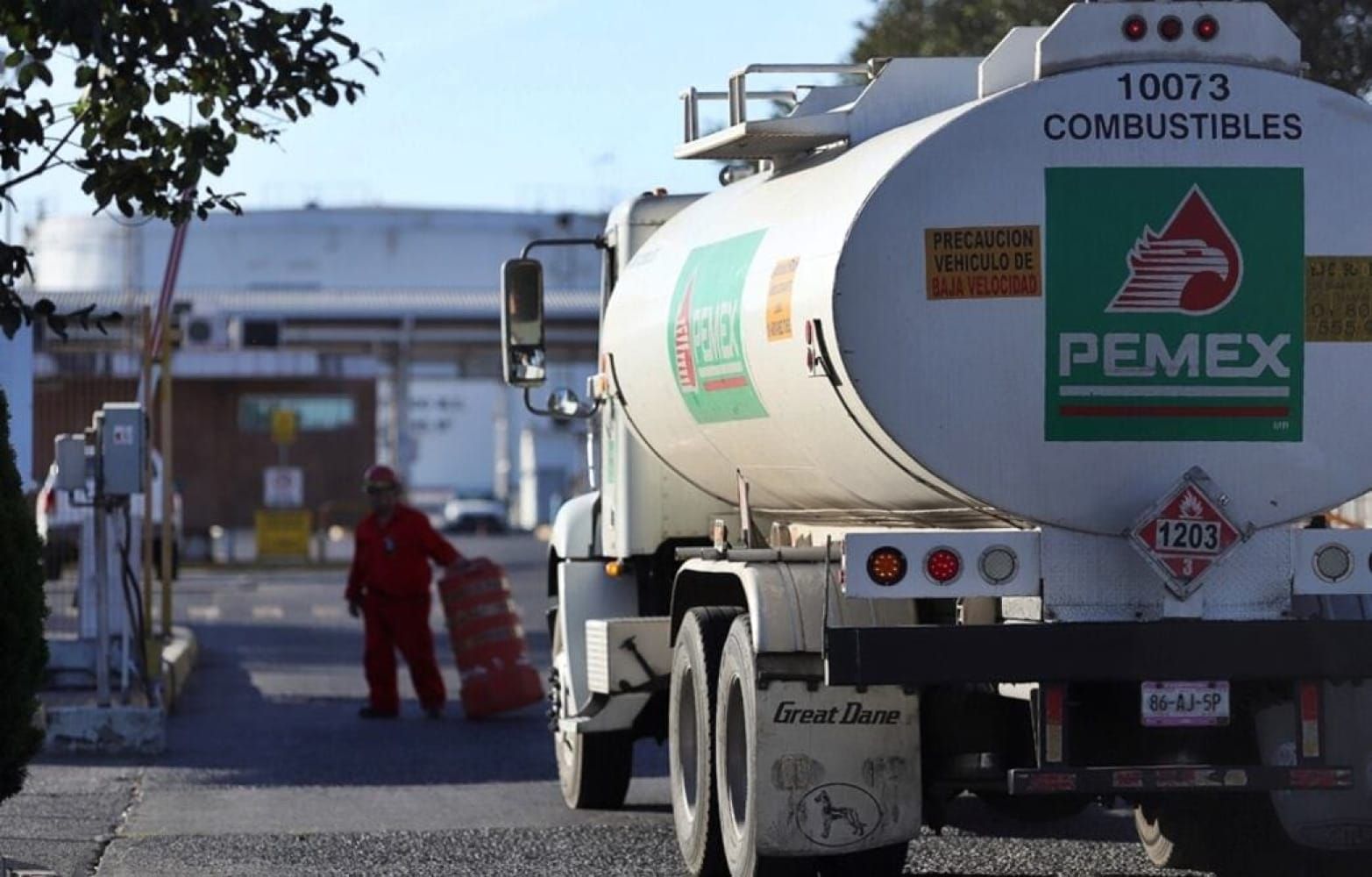 ¡INSISTE MÉXICO EN ENVIAR COMBUSTIBLE A CUBA!