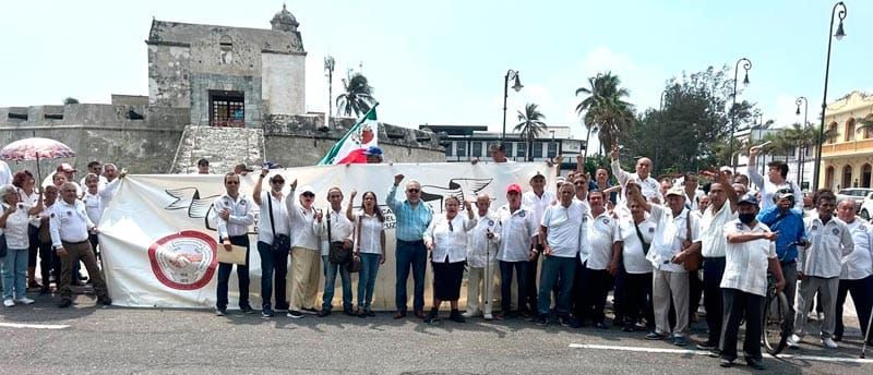 ¡APARECEN LOS ‘AUTÉNTICOS’!