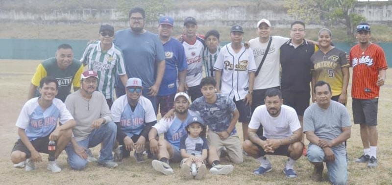 ¡TUBEROS APALEA EN PELOTA DEL SINATIN!