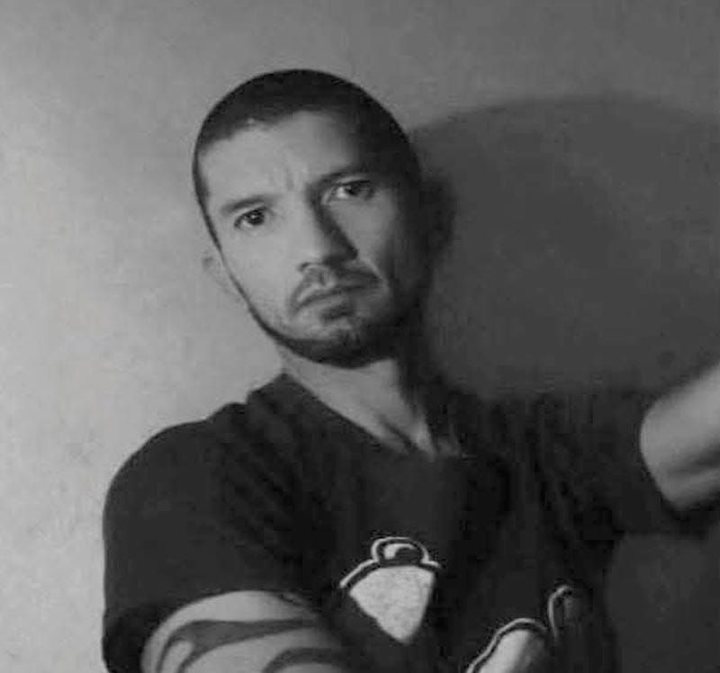 ¡LO BUSCAN EN XALAPA! - *Familiares y amigos difunden su fotografía tras casi dos semanas de su desaparición