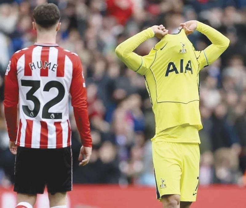 ¡SE HUNDE TOTTENHAM TRAS DERROTA CON SUNDERLAND!