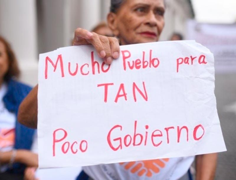 ¡VUELVEN JUBILADOS DEL ISSSTE! - *Denuncian adeudos a familiares de docentes