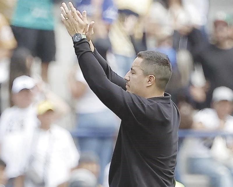 ¡EFRAÍN JUÁREZ AÚN NO QUIERE PENSAR EN EL TÍTULO CON PUMAS!