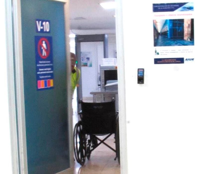 ¡SE TRONÓ EL MÓDULO DE RAYOS X EN EL AEROPUERTO!