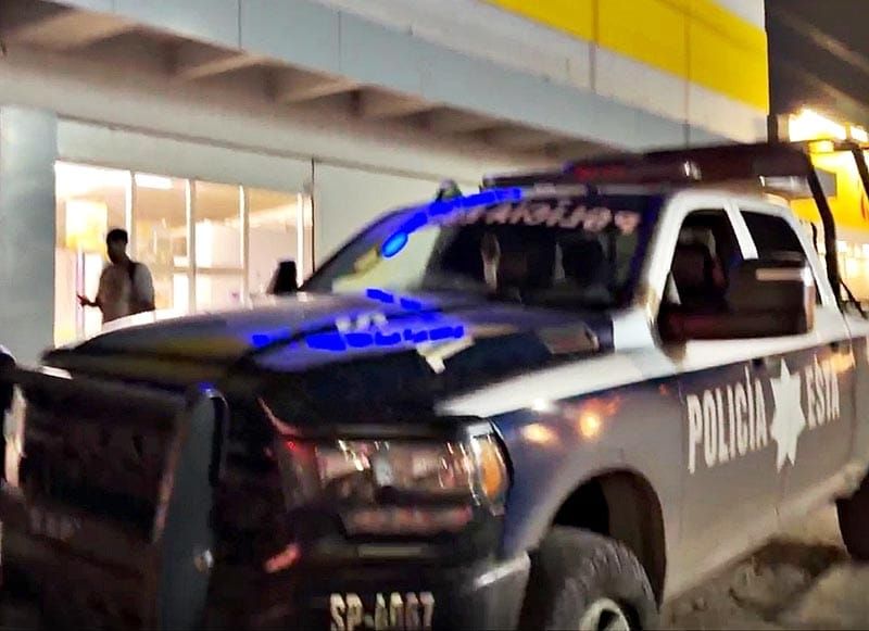 ¡PISTOLEROS ASALTAN COPPEL DE POZA RICA!