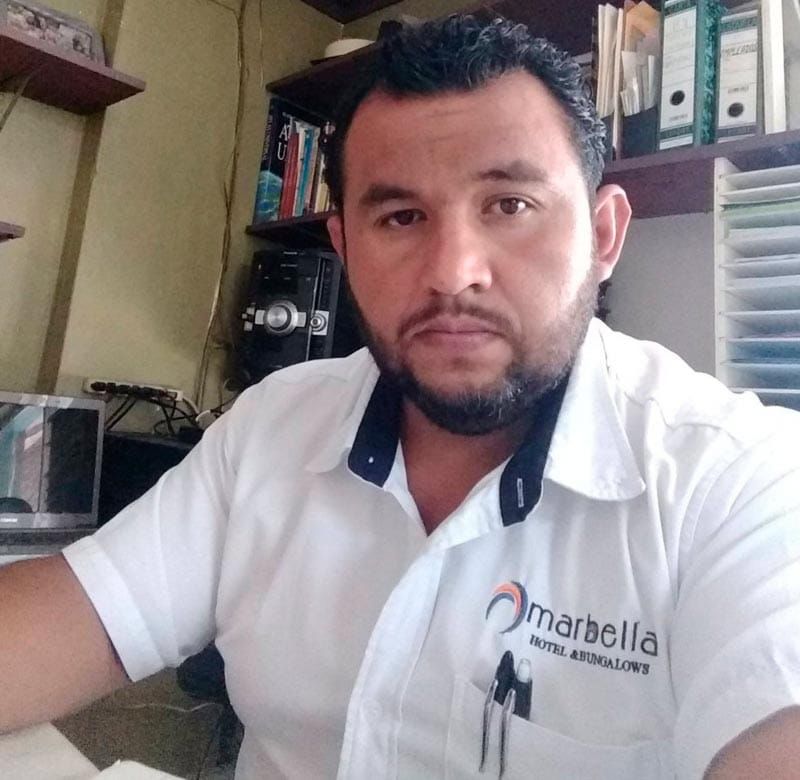 ¡EJECUTAN A DIRIGENTE DE TAXISTAS! - “EL BORREGO” FUE BALEADO EN EL HOTEL MARBELLA DE TECOLUTLA