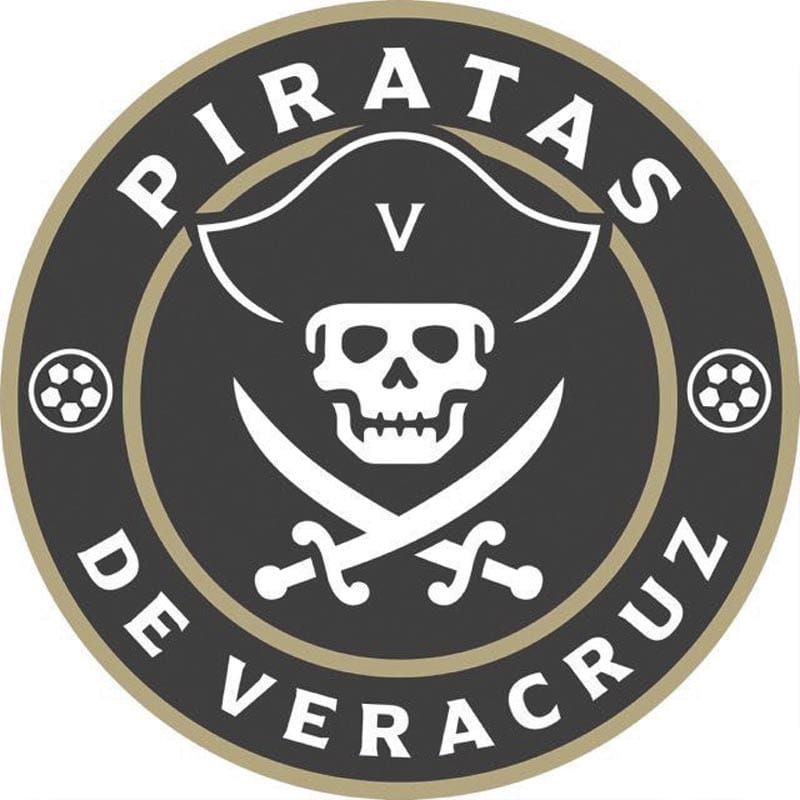 ¡HABEMUS PIRATAS!