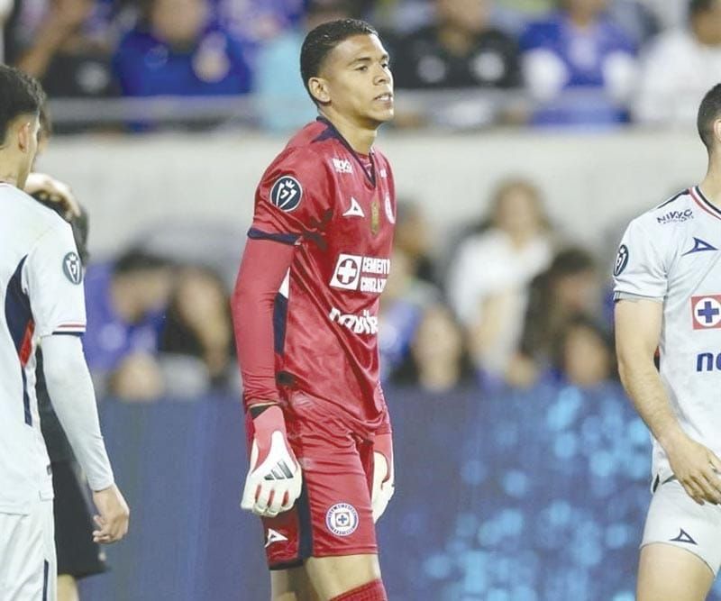 ¡CRUZ AZUL A PUNTO DE OTRO FRACASO!