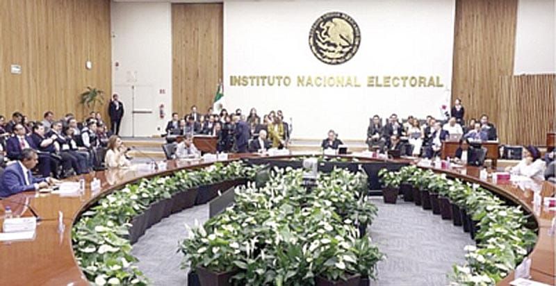 ¡BUSCAN, SIN EXPERIENCIA, SER CONSEJEROS DEL INE!