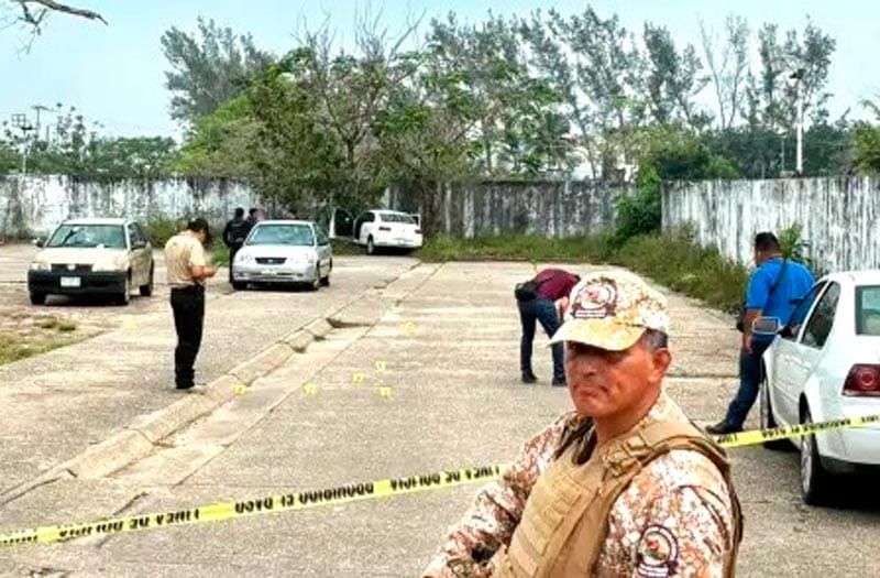 ¡PERSIGUEN A BALAZOS Y SECUESTRAN A PETROLERO!