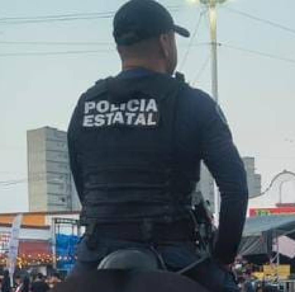 ¡ABUELITO ENSEÑA SUS MISERIAS ARRIBA DE LA MOTO!