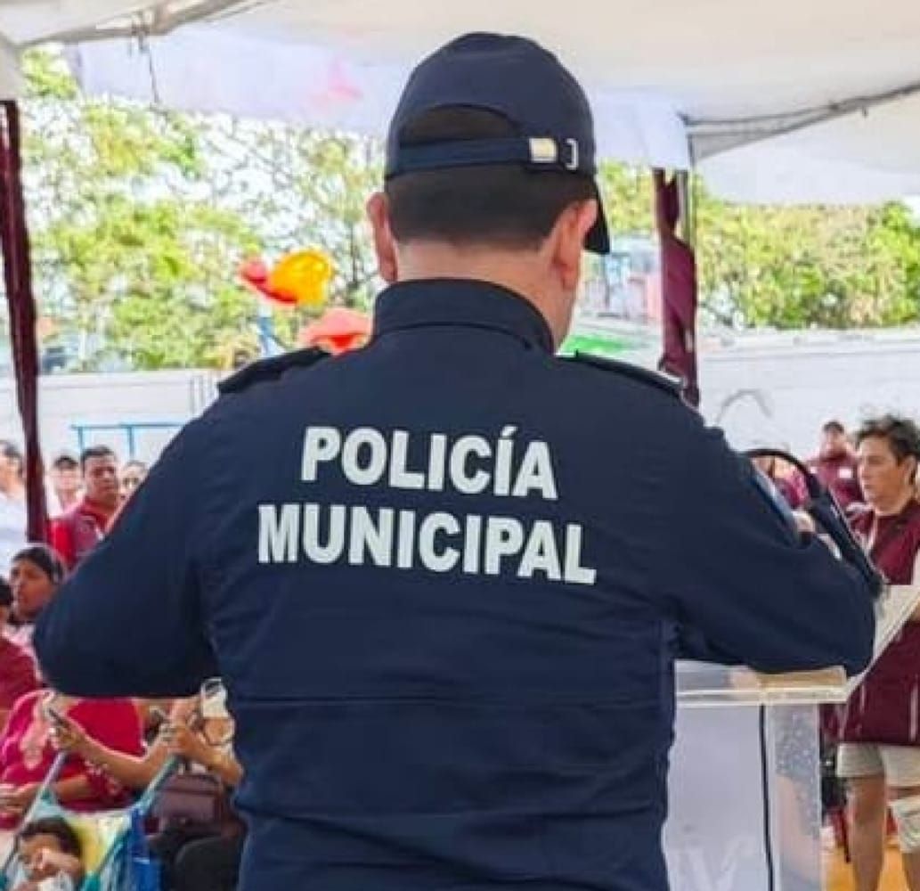 ¡ASALTAN TIENDA NETO EN EL OASIS!