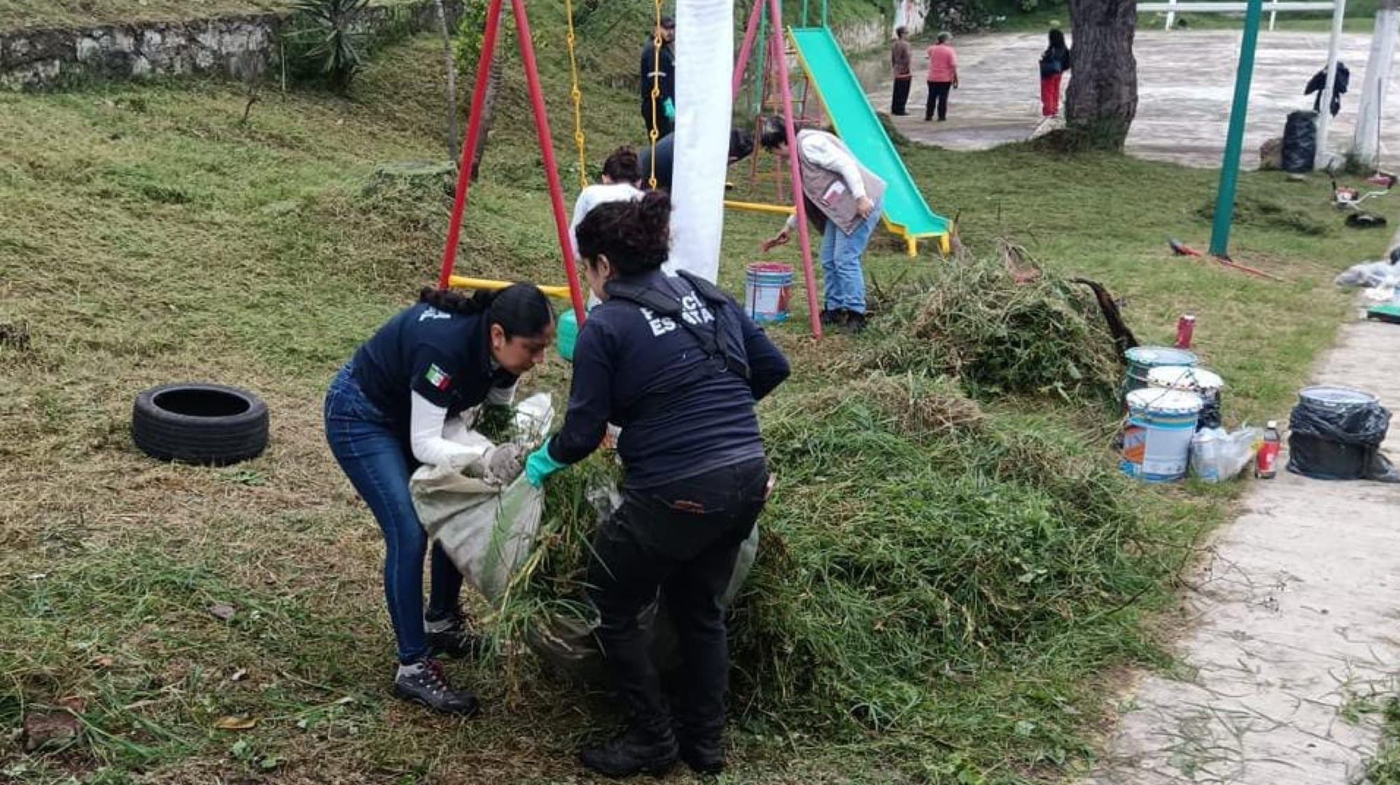 ¡PAREJA DE CRIMINALES ENCAÑONAN A DAMA PARA ROBARLE 4 MIL PESOS!