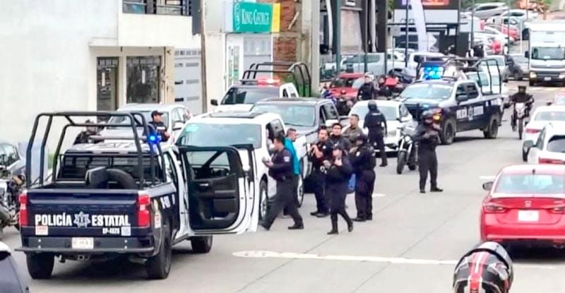 ¡RE-TIENEN AL ALCALDE DE SANTIAGO TUXTLA! - EN XALAPA