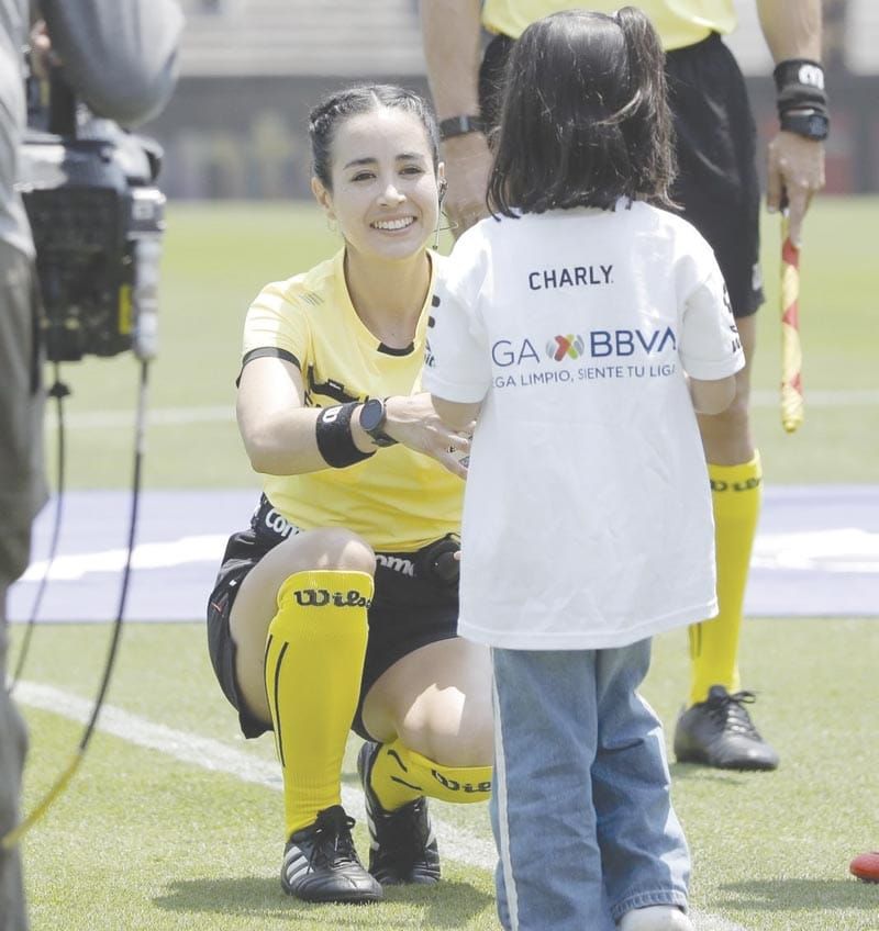 ¡DEMUESTRA KATIA ITZEL GARCÍA SU CALIDAD MUNDIALISTA!